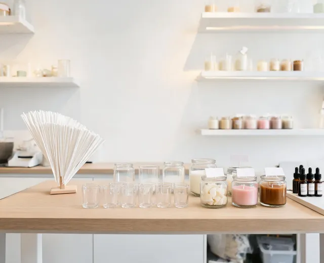 Fragrance testing bench